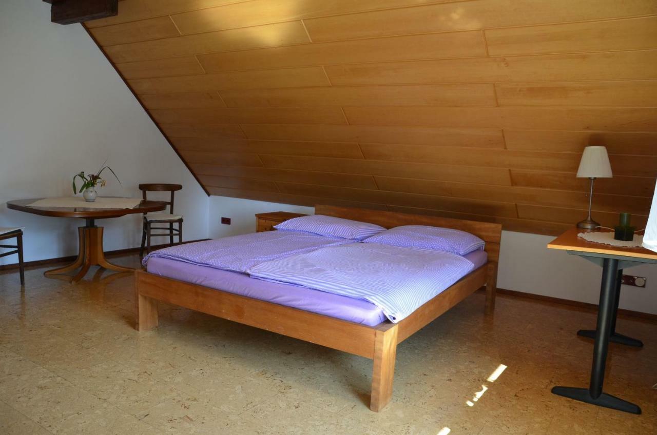 Kwatery Przy A4 Dabrowa Boleslawiecka Extérieur photo